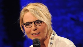 Uomini e Donne, Maria pesca ancora da Temptation Island: una tentatrice sul trono