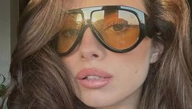 Questi occhiali da sole chunky sono l’ossessione del momento che continueremo a indossare anche in autunno