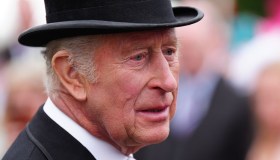 Re Carlo, Meghan Markle compie gli anni ma la riconciliazione è lontana