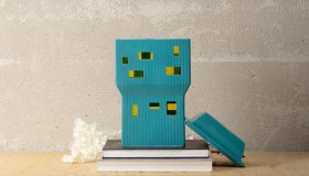 Quando l’architettura entra in casa. Oggetti che raccontano le città