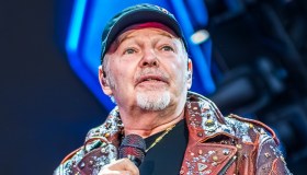 Ascolti TV del 18 agosto, la sfida tra La bambina che non voleva cantare e Vasco Rossi – I Magnifici 7