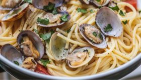 Vongole, come aprirle e quando non mangiarle