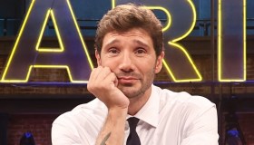 Affari Tuoi, una sfortuna senza precedenti: come perdere 500mila euro e sorridere