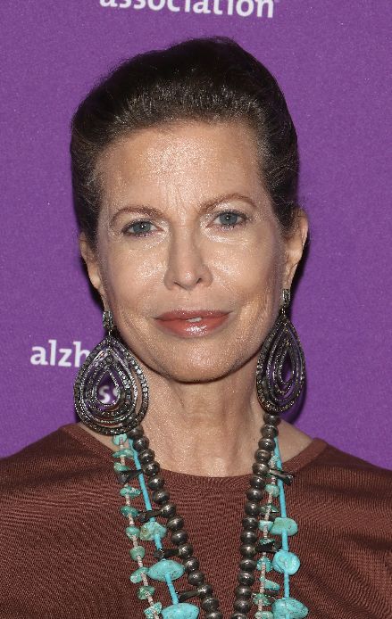 Diandra Douglas, ora Contessa di Dartmouth