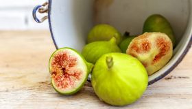 Fichi, come pulirli e sbucciarli senza romperli e sporcarsi le mani
