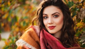 Questo bronzer, che dona un effetto pelle baciata dal sole, è perfetto per chi ha nostalgia dell’abbronzatura