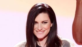 Laura Pausini: “Grignani? Non mi sono sentita rispettata”. E svela com’è dimagrita