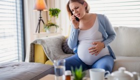 “Bimbo nato in meno di 6 minuti”, il parto lampo in ambulanza prima dell’arrivo in ospedale