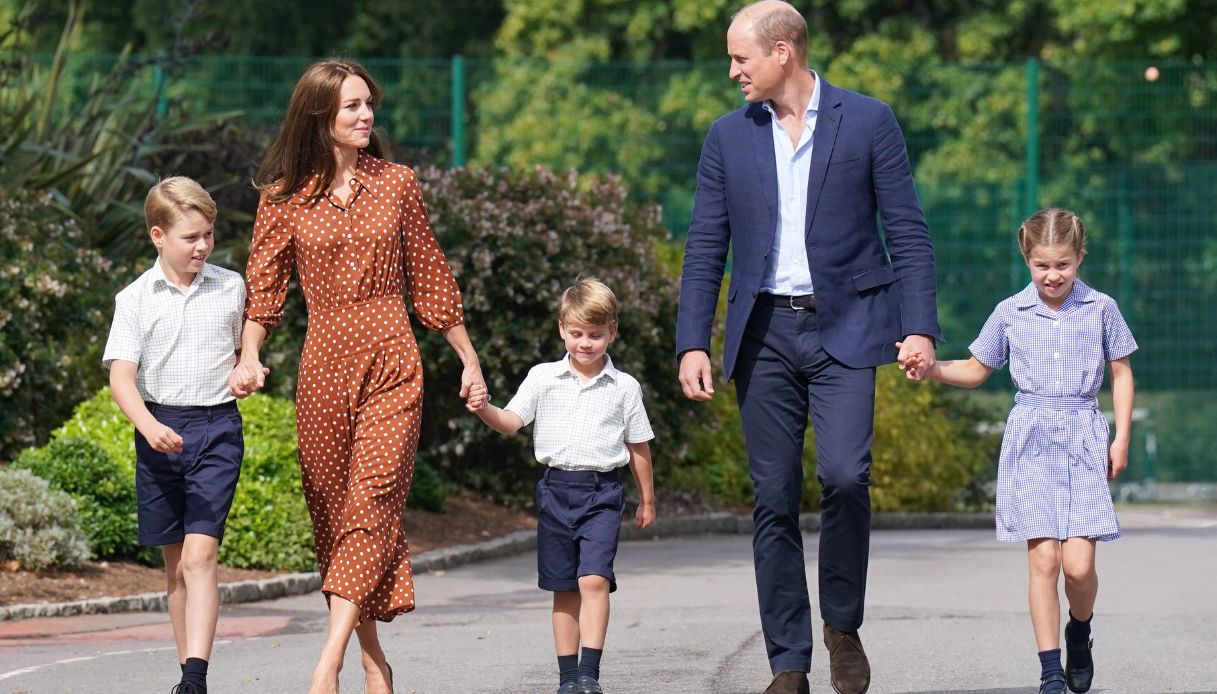 I Principi di Galles accompagnano i figli alla Lambrook School