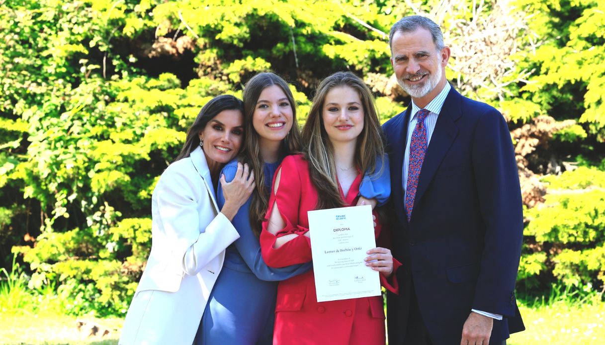 I Reali di Spagna festeggiano il diploma della figlia Leonor nel 2023