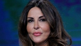 Tu Sì Que Vales, pagelle prima puntata: De Filippi imita Orietta Berti (10), Bonolis prende il posto di Gerry Scotti (6)