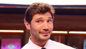 Stefano De Martino replica (elegantemente) a Gerry Scotti: “Siamo due commercianti”