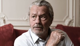 Alain Delon, è ancora guerra per il testamento: Alain-Fabien denuncia i fratelli