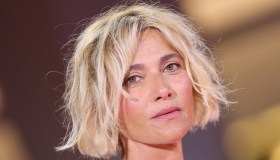 Venezia 2025, pagelle look del nono red carpet: Foglietta messaggio politico (10), Golino ribelle (8)