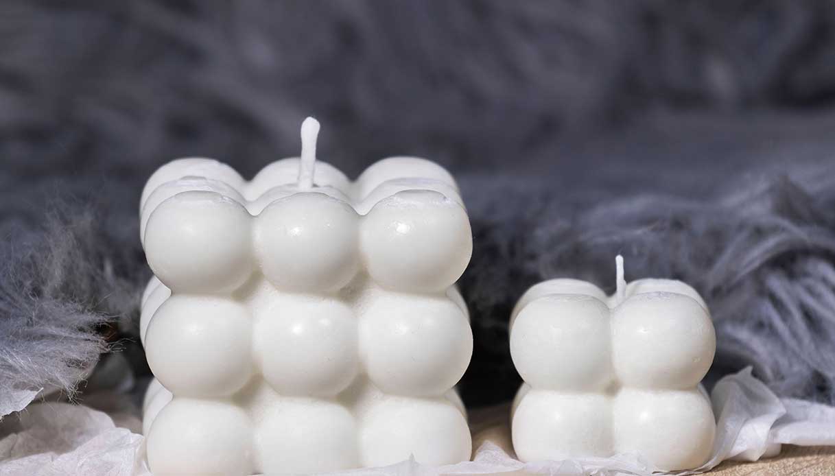 Candele bubble bianche, iconiche nel design contemporaneo