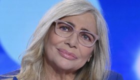 Mara Venier cambia l’apertura di Domenica In, il dolce gesto per Andrea Delogu