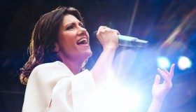 Elisa a San Siro per la prima volta su Canale 5: “Torniamo indietro nel tempo”