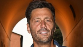 Temptation Island. E poi… e poi, finisce male tra Ary, Valerio e Sarah. Bisciglia confuso