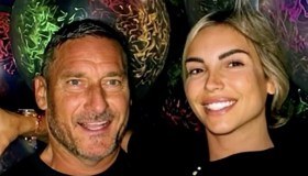 Francesco Totti, la dedica per i 37 anni di Noemi Bocchi: “Un mondo a parte”