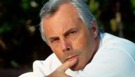 Giorgio Armani, 10 foto iconiche che hanno fatto la storia del suo successo