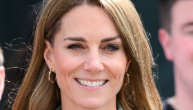 Kate Middleton parla con dei bambini: la risposta che sorprende