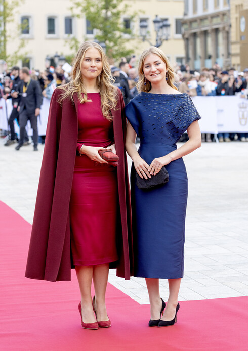 Amalia d'Olanda e Elisabetta del Belgio all'incoronazione di Guillaume del Lussemburgo