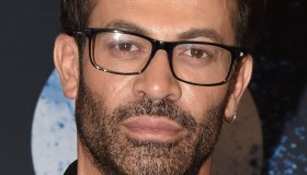 Verissimo, Gianni Sperti conferma il tradimento della Barale: “Scoperto dai giornali”