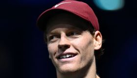 Jannik Sinner, vacanza d’amore con Laila Hasanovic sulla neve