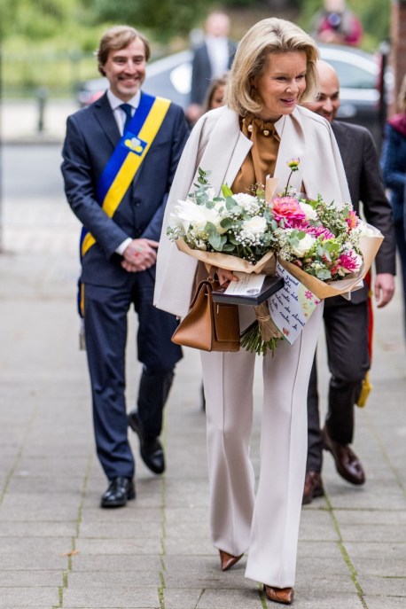 Matilde del Belgio, look