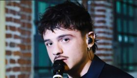 Olly: “La mia storia è stata sporcata”. Il gesto di Venditti e Ramazzotti