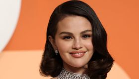 Il taglio più romantico dell’autunno è il bob cut morbido che Selena Gomez ha scelto per il suo matrimonio