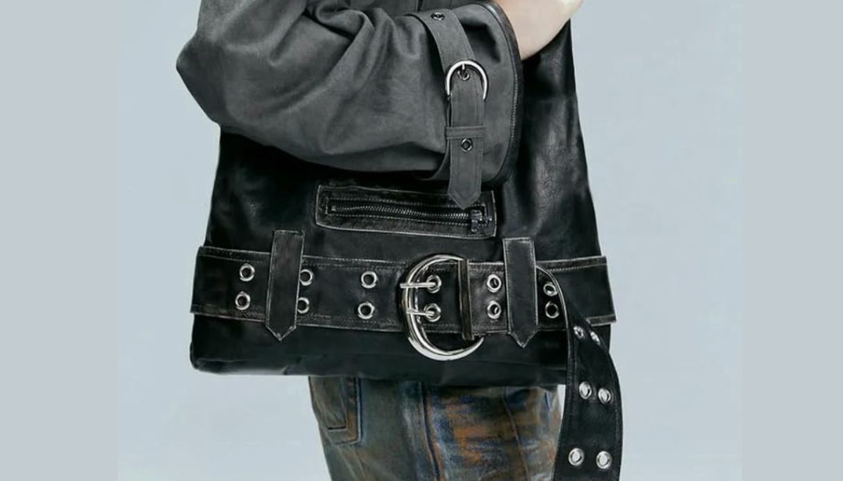 impazza la moda y2k e le borse diventano protagoniste 9 modelli perfetti per cavalcare il trend low cost da Dilei.it impazza la moda y2k e le borse diventano protagoniste 9 modelli perfetti per cavalcare il trend low cost