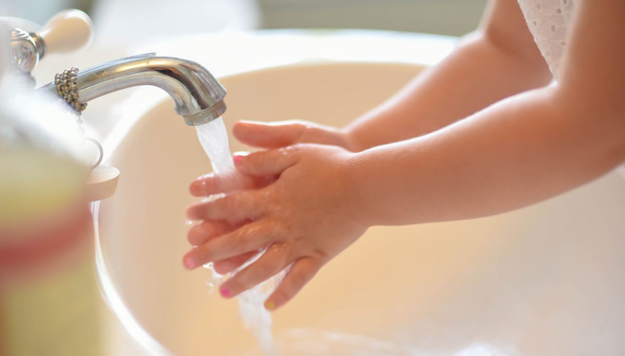 Insegnare ai bambini risparmio energia e acqua