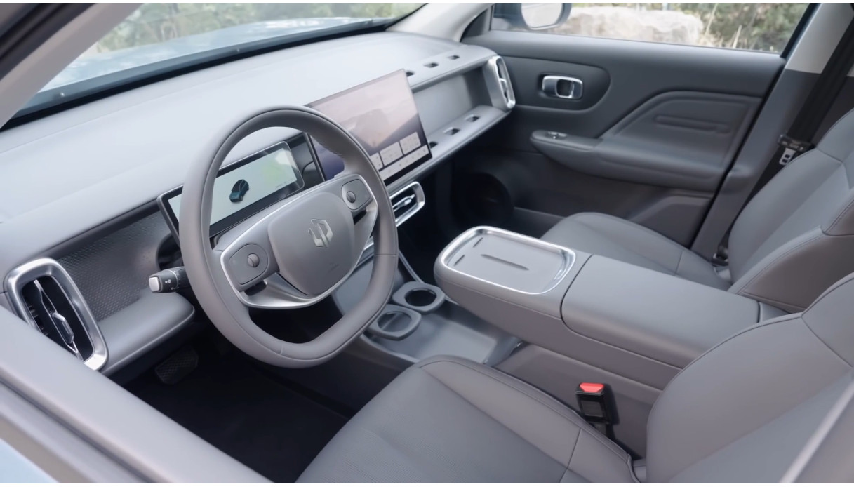 Leapmotor B10, gli interni