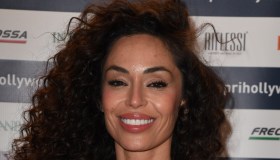 Raffaella Fico, ormai non ci sono più dubbi: arriva la foto del bacio