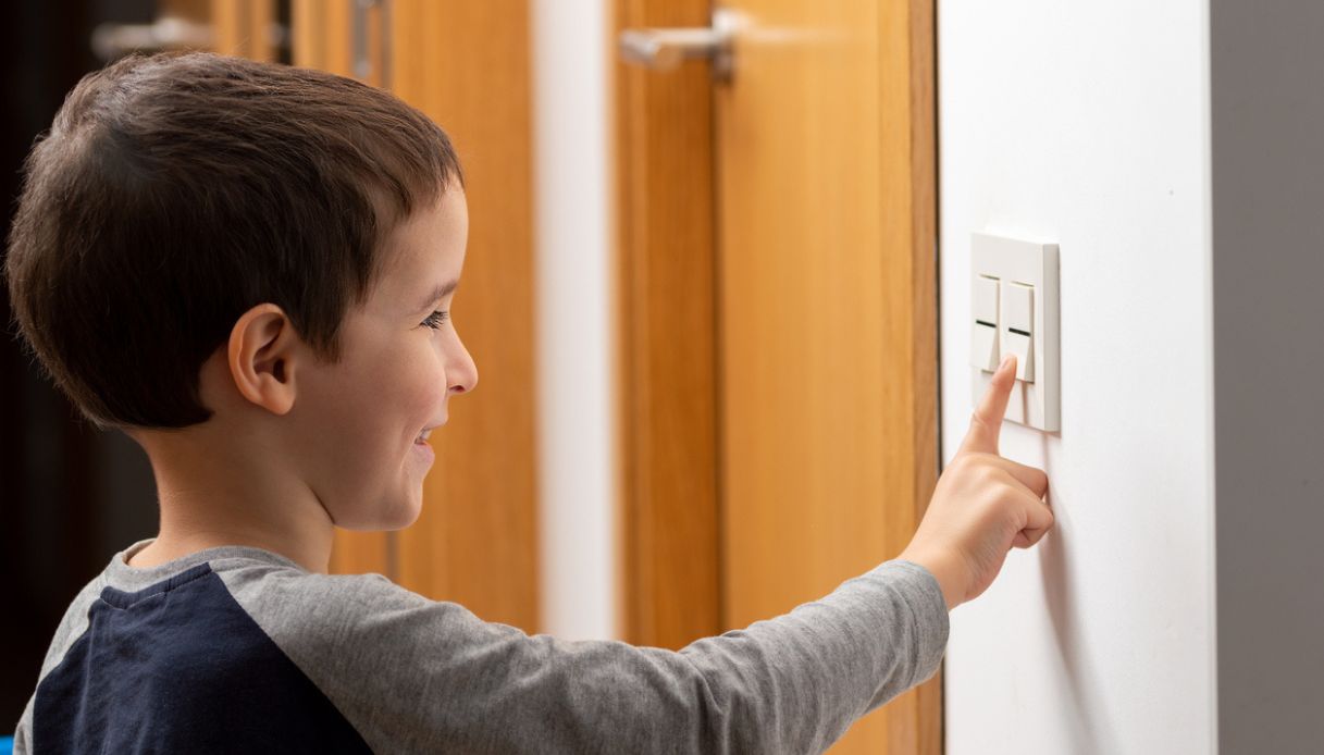 Insegnare ai bambini risparmio energia e acqua