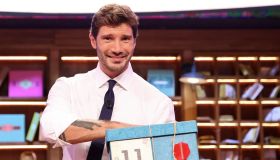 Affari tuoi, il suggerimento sbagliato di Stefano De Martino: Francesca perde 200mila euro