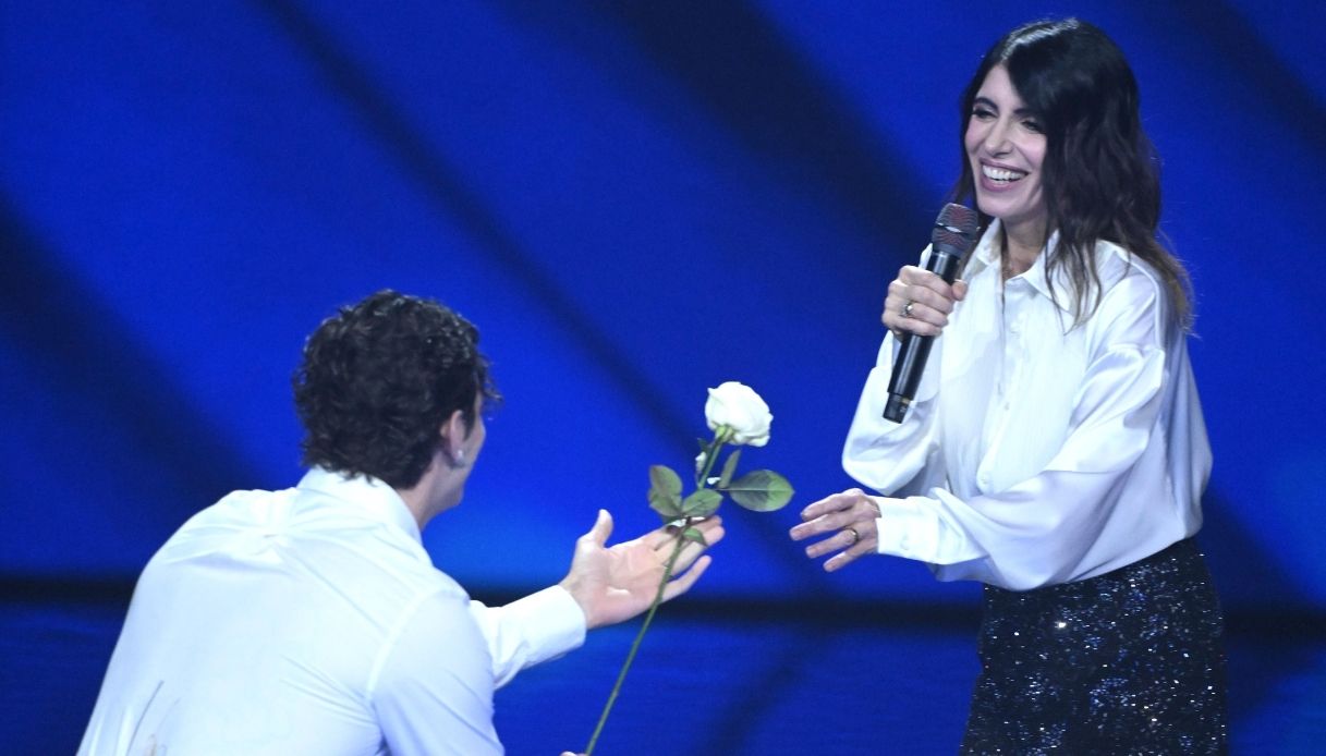 X Factor, le pagelle del terzo Live: Giorgia, pace fatta con Achille Lauro (10), I giudici si scaldano (8) X Factor, le pagelle del terzo Live: Giorgia, pace fatta con Achille Lauro (10), I giudici si scaldano (8)