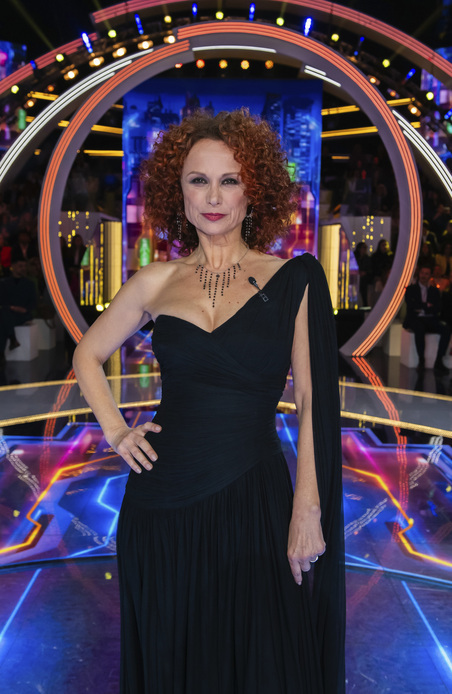 Beatrice Luzzi elegantissima al Grande Fratello