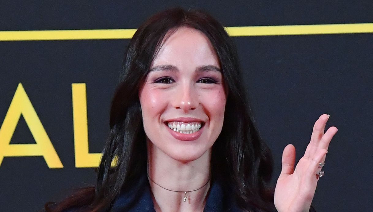 “Chi ti fa il botox? Dacci info”, la risposta di Aurora Ramazzotti è una lezione di stile “Chi ti fa il botox? Dacci info”, la risposta di Aurora Ramazzotti è una lezione di stile