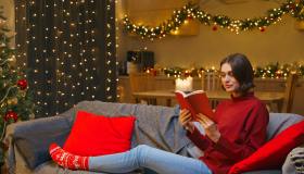 Non si aprono caselle, ma si leggono storie: una al giorno. I calendari dell’avvento a tema libri per chi vuole sognare fino a Natale