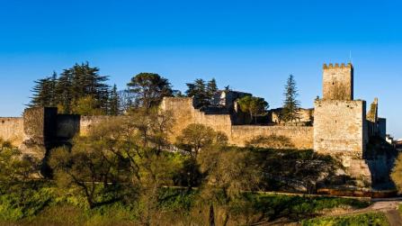 Castello di Lombardia, storia e leggende del maniero siciliano più imponente