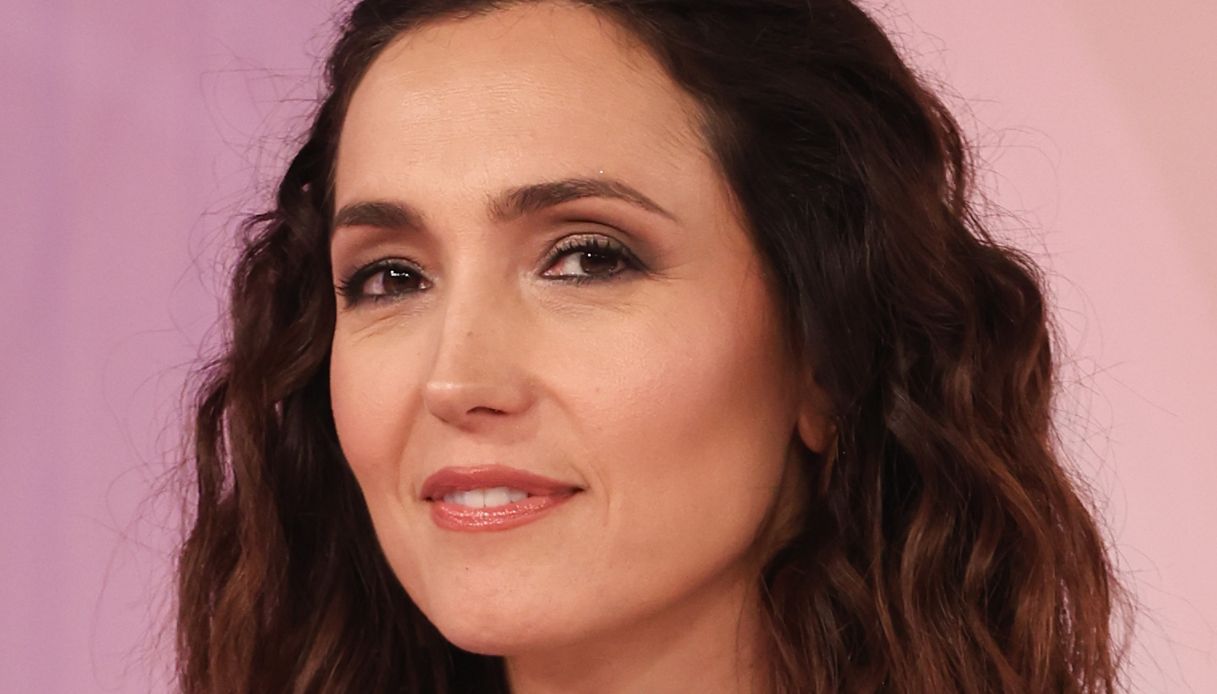 La Volta Buona, pagelle 4 novembre: Fiorello e Belen a Sanremo (8) Enzo Salvi in lacrime (9) La Volta Buona, pagelle 4 novembre: Fiorello e Belen a Sanremo (8) Enzo Salvi in lacrime (9)