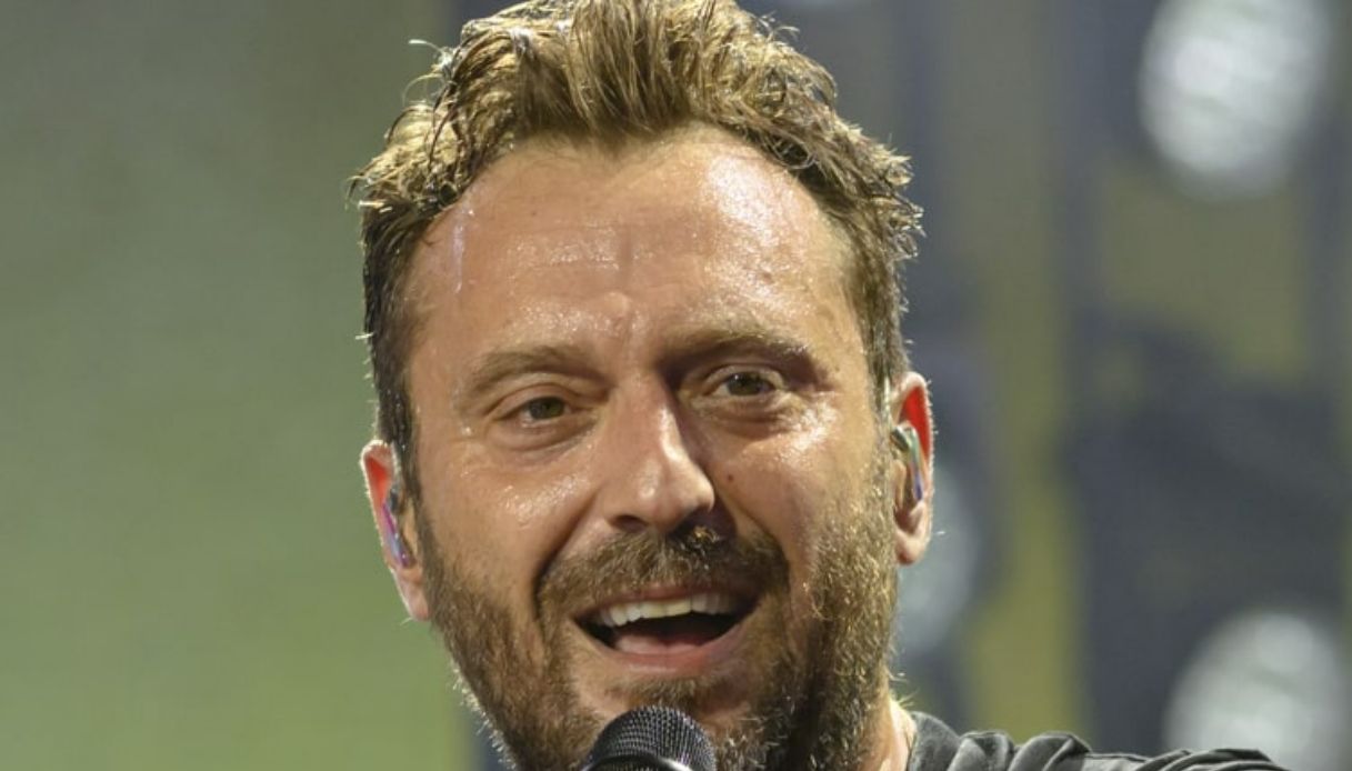 Cesare Cremonini: “Giorgia Cardinaletti è stata centrale. Schizofrenia? Prendo medicinali da due anni” Cesare Cremonini: “Giorgia Cardinaletti è stata centrale. Schizofrenia? Prendo medicinali da due anni”