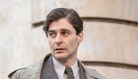 Ricciardi si sposa ma la maledizione rovina tutto. Anticipazioni puntata di stasera