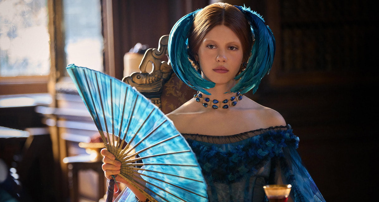 movie look addicted sui costumi di mia goth e jacob elordi nel nuovo frankenstein di netflix da Dilei.it movie look addicted sui costumi di mia goth e jacob elordi nel nuovo frankenstein di netflix
