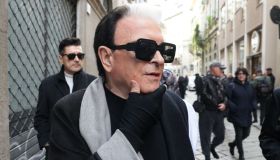 Ornella Vanoni, aperta la camera ardente: l’ultimo saluto e la commozione dei vip