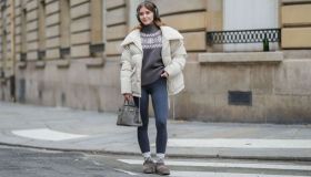 Basta perdere il telefono, e tutto il resto. I leggings con tasche sono il capo effortless e furbo da indossare sempre