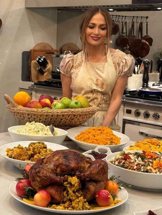 Jennifer Lopez mostra il pranzo del Ringraziamento