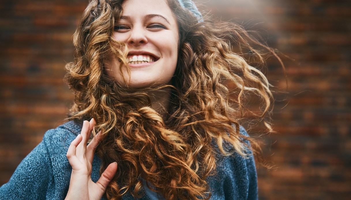 mossi e ricci perfetti il gel crema idratante che sublima la chioma ridisegna onde e boccoli all day da Dilei.it mossi e ricci perfetti il gel crema idratante che sublima la chioma ridisegna onde e boccoli all day
